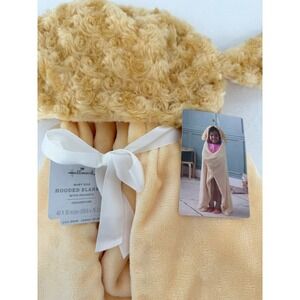 Hallmark Hooded Blanket Kids 40x30 Tan Baby Dog Plush Wearable Blanket